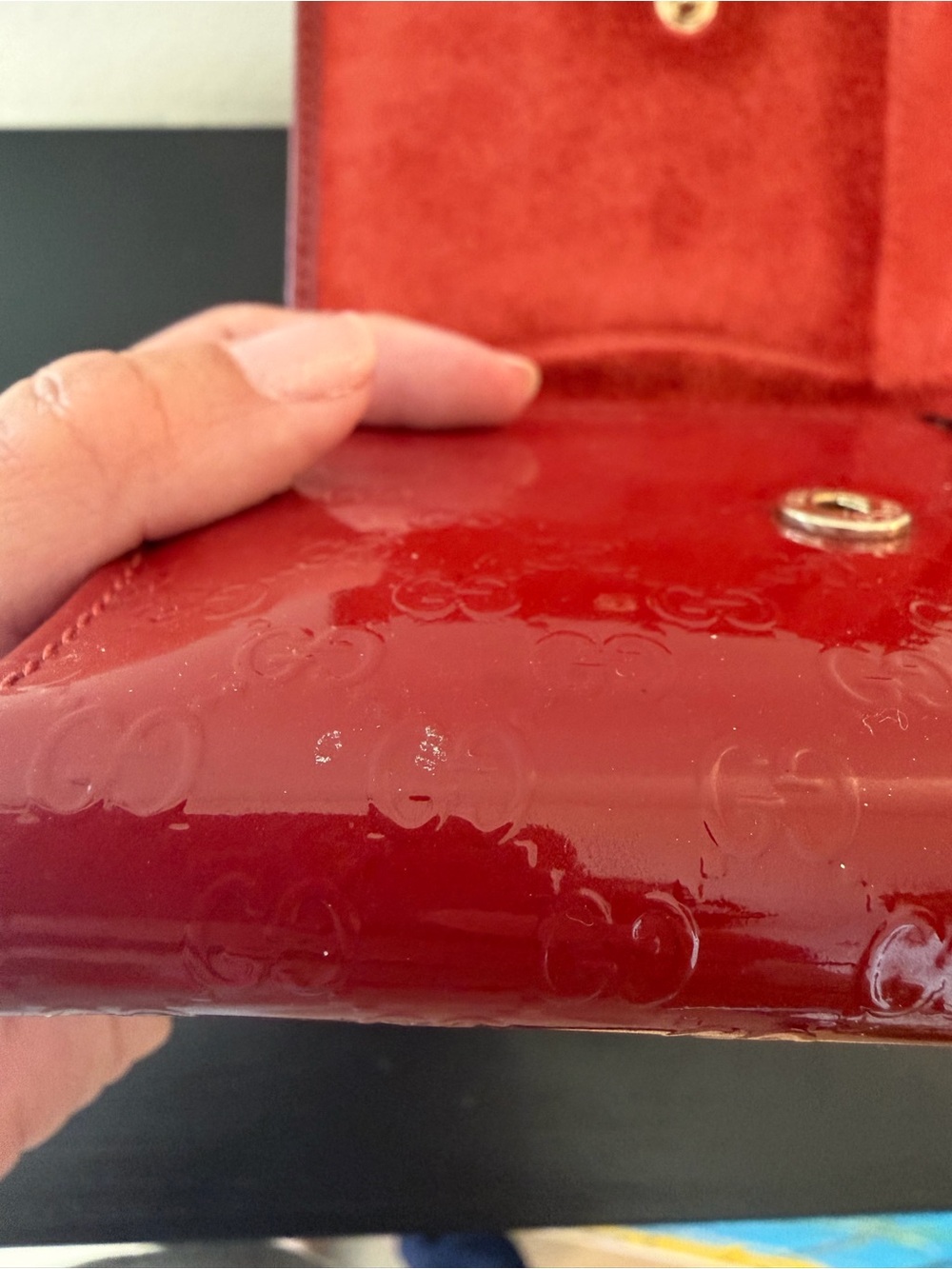 Authentic Gucci Microguccissima patent leather wallet in Red - Picture 9 of 10